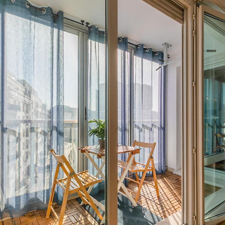 Transports, Parking, A/C & Equipped For Long Stays Saint-Ouen  Exterior foto